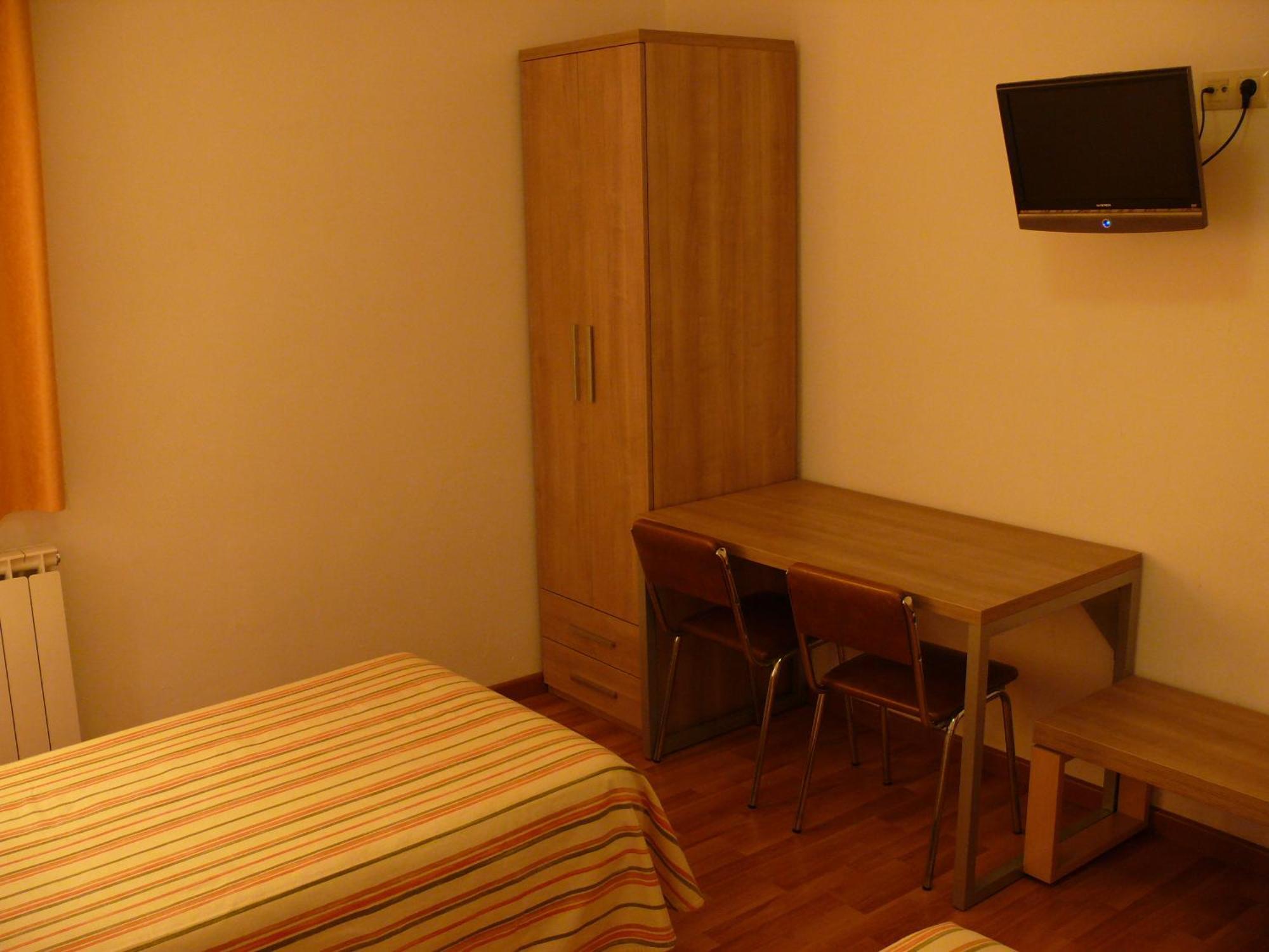 Hostal Muntanya Artesa de Segre Экстерьер фото