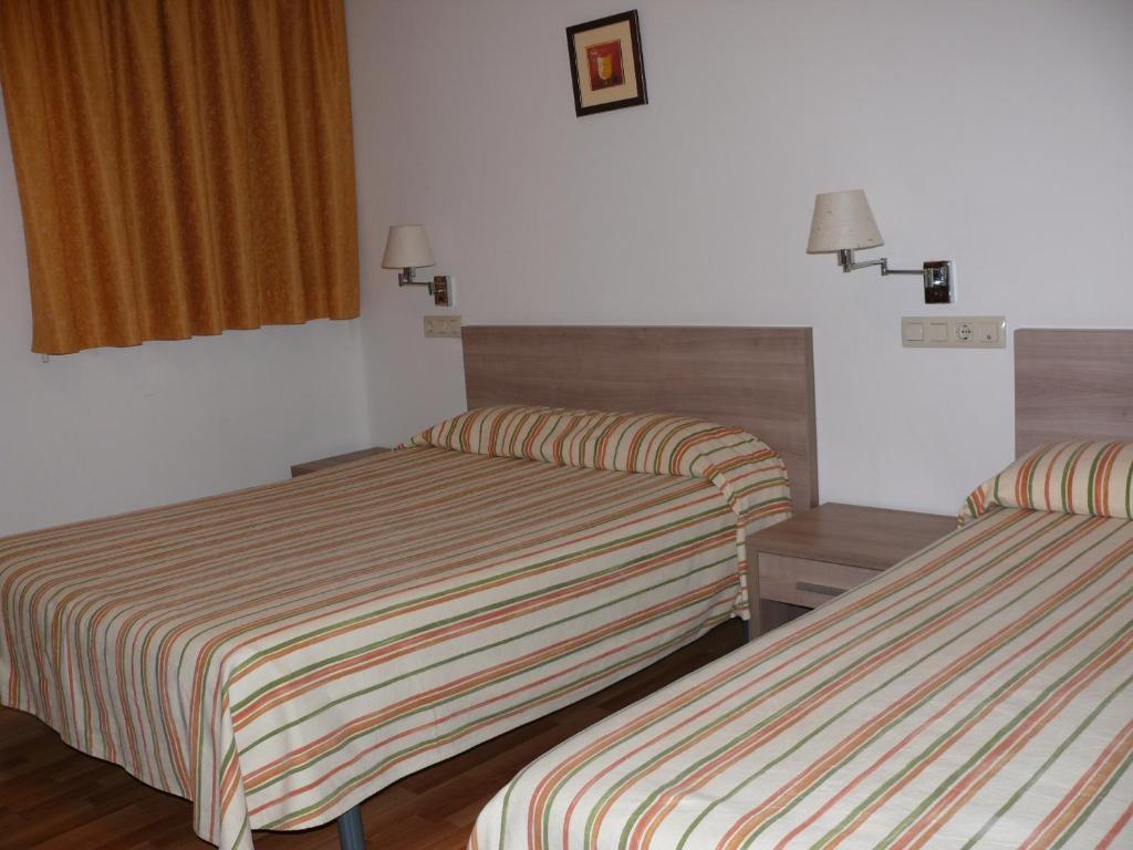 Hostal Muntanya Artesa de Segre Номер фото